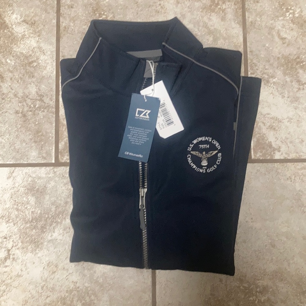 NWT Cutter and Buck Rain / Wind Jacket - M